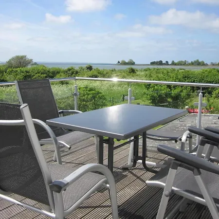 House With Sea View & Garden דירה פהמארן
